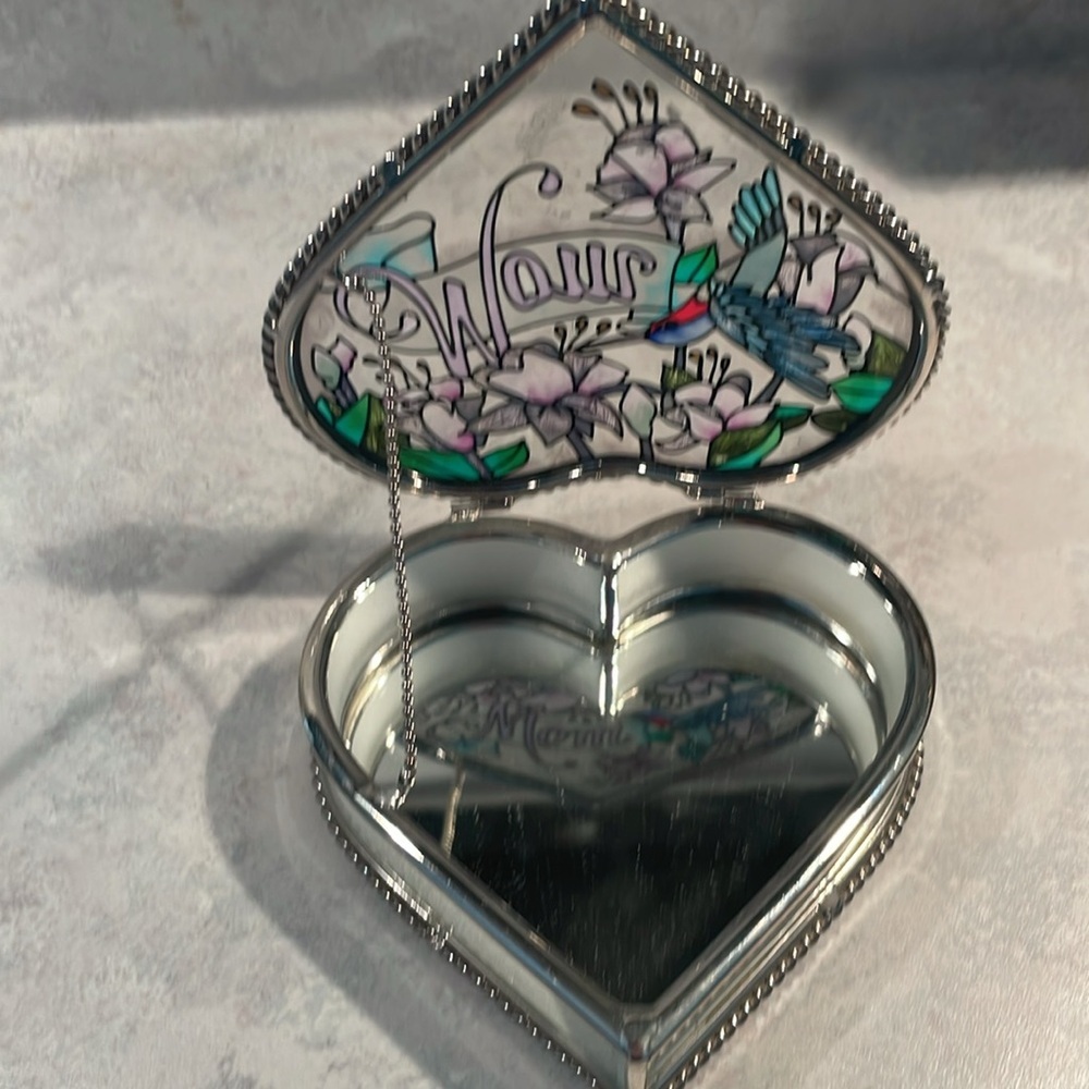 Amia “Mom” Stained Glass Trinket Box - Picture 3 of 7